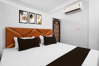 SPOT ON ROYAL KING HOTEL