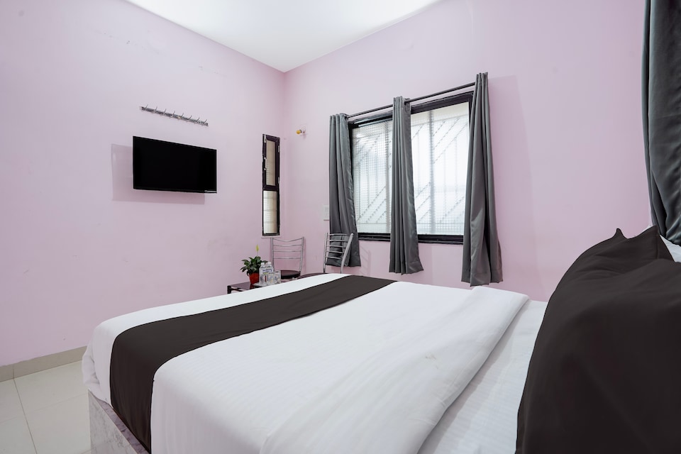 Hotel O  Shree Hari, Baner Pune, Pune
