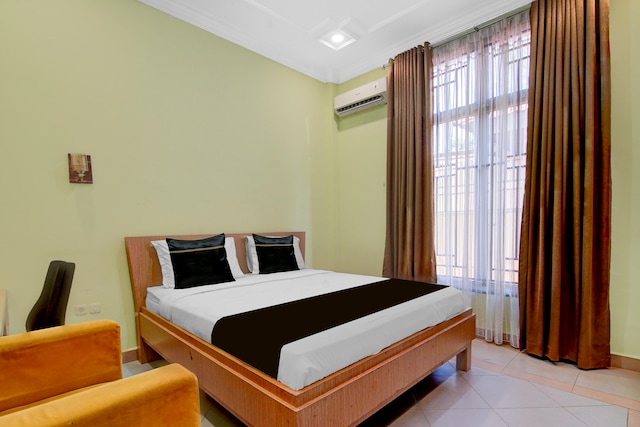 Collection O near Living World Pekanbaru formerly UIN Suska