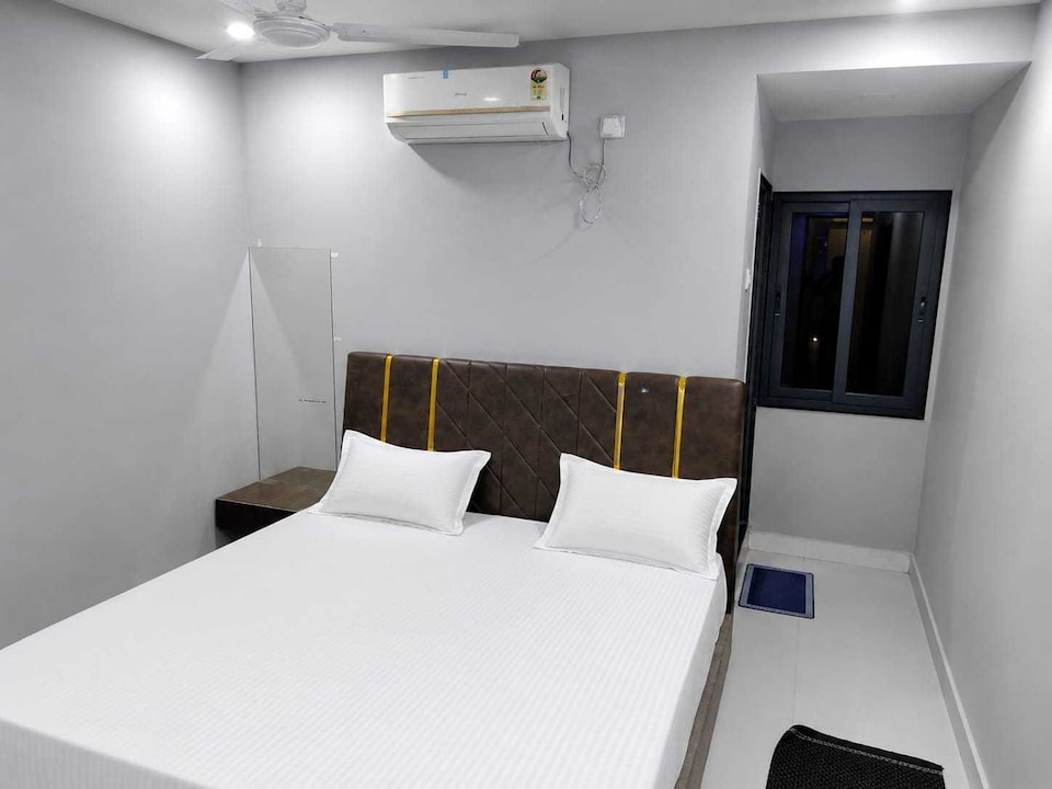 Spot On Shivam rooms, Dahod, Vadodara
