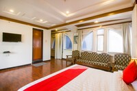 OYO Flagship Hotel Silver Inn