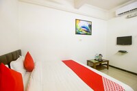 OYO Flagship Hotel Silver Inn