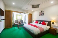 OYO Flagship Hotel Silver Inn