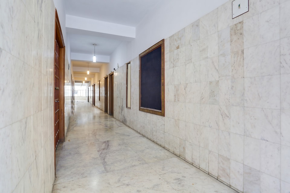 Super Townhouse Pichola Formerly Vinayak, Gulab Bagh, Udaipur