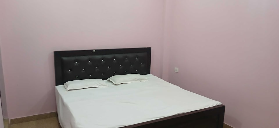 Hotel O Relax Inn, Gomti Nagar Lucknow, Lucknow