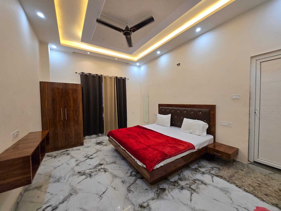 Hotel O Relax Inn, Gomti Nagar Lucknow, Lucknow