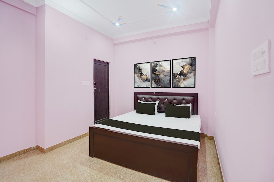 Hotel O Relax Inn, Gomti Nagar Lucknow, Lucknow