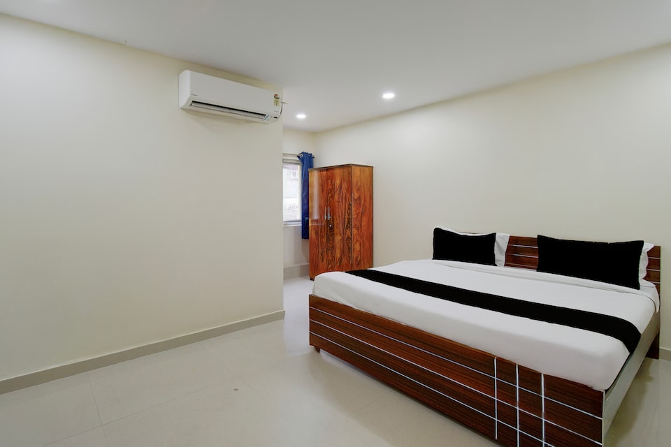 Hotel O Sree Nirvi, Lakdikapul, Hyderabad