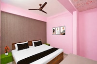 OYO Hotel shree palace 