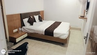 OYO Hotel shree palace 