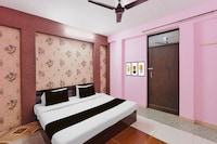 OYO Hotel shree palace 