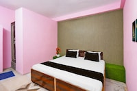 OYO Hotel shree palace 