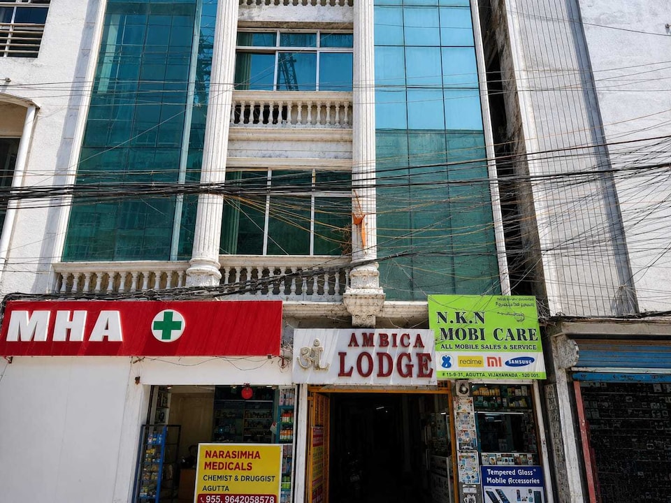 SPOT ON Ambica Lodge , Ameerpet, Hyderabad