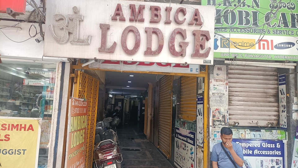 SPOT ON Ambica Lodge , Ameerpet, Hyderabad
