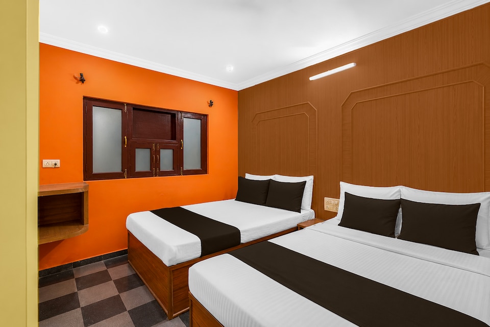SPOT ON Ambica Lodge , Ameerpet, Hyderabad