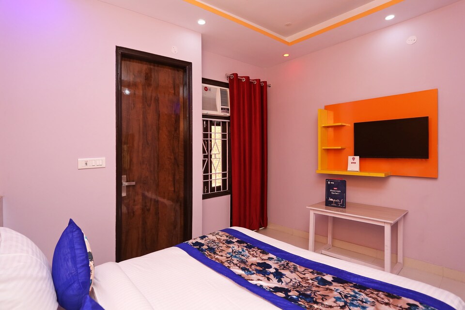 OYO 14822 Hotel Capitol, Dwarka Delhi, Delhi