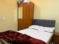 Spot on Mayur Guest House