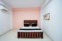 SPOT ON Hotel Galaxy Inn