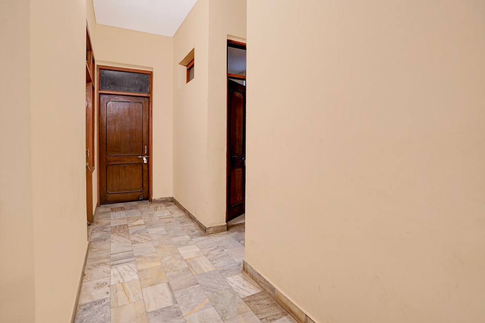 Hotel O Ruchi Guest House, Barra Kanpur, Kanpur