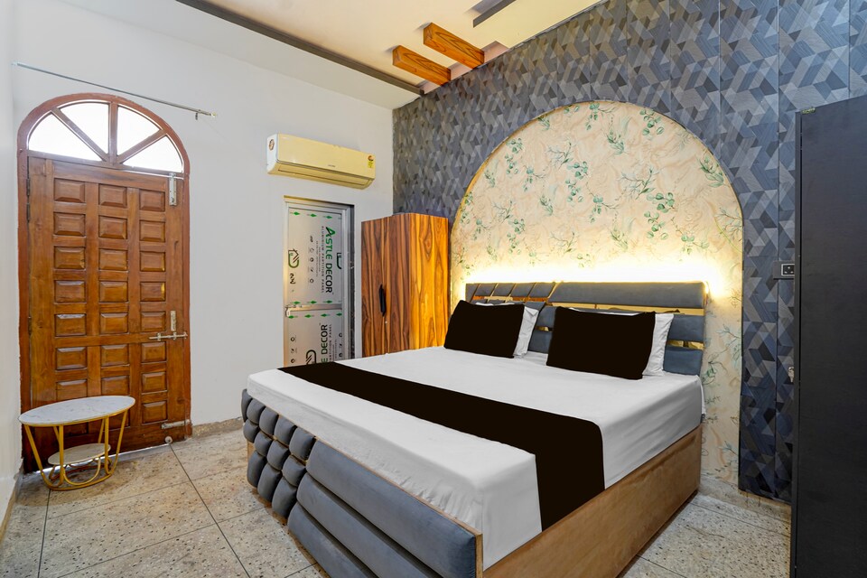 SPOT ON RUCHI GUEST HOUSE, Barra Kanpur, Kanpur