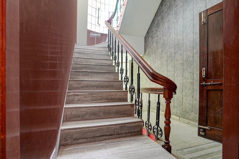 Hotel O Ruchi Guest House, Barra Kanpur, Kanpur