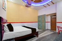 SPOT ON RUCHI GUEST HOUSE
