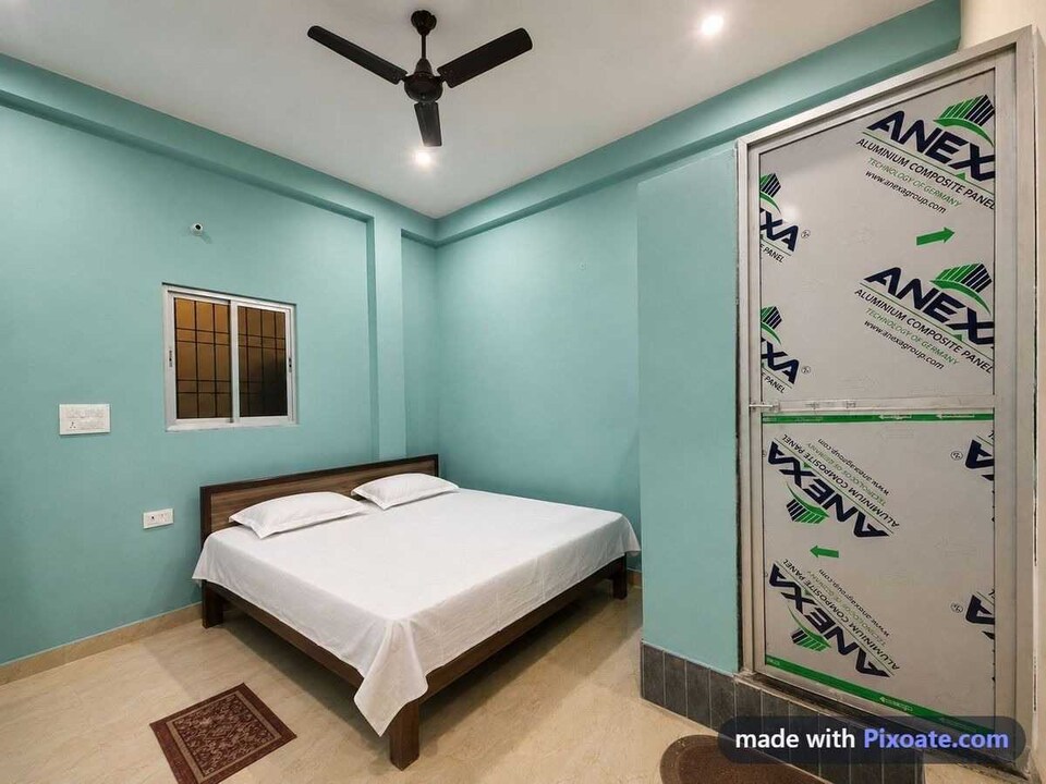 SPOT ON Mannat hotel & restaurents, Golghar, Gorakhpur