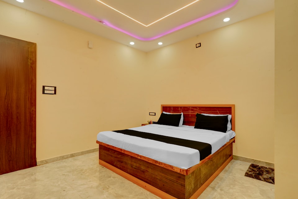 HOTEL O CLASSIC , Bus Stand Nagpur, Nagpur