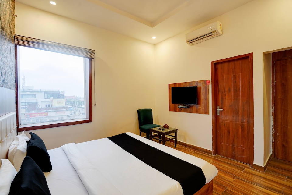 Townhouse Kurukshetra University Formerly SR Grand, Kurukshetra, Kurukshetra