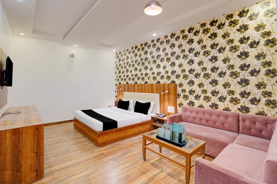 Super Townhouse Kurukshetra University Formerly SR Grand, Kurukshetra, Kurukshetra
