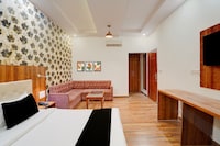 Townhouse Kurukshetra University Formerly Hotel Sr Grand