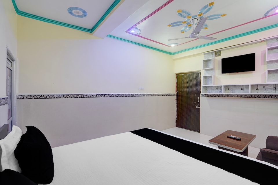 Spot On Ayansh Guest House, Patna, Patna