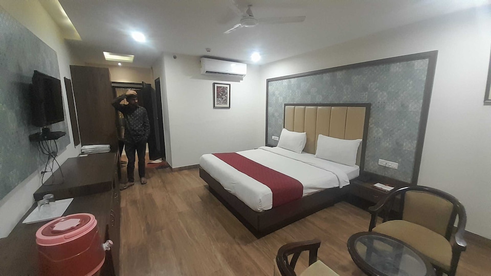 Hotel O Shree Jee Hotel, Goverdhan Sagar, Udaipur