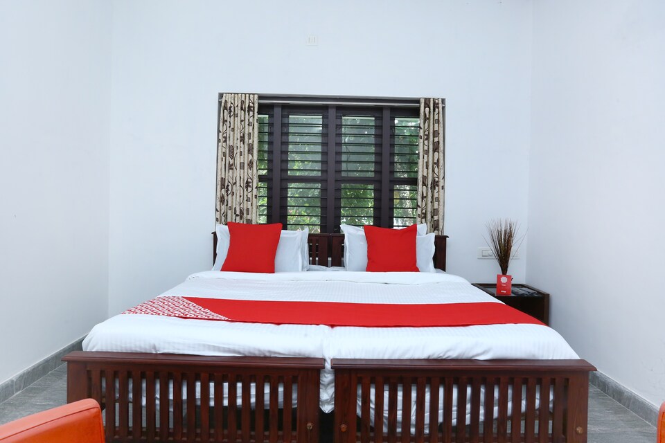 OYO 14841 Indra Holiday Home, Kalpetta, Wayanad