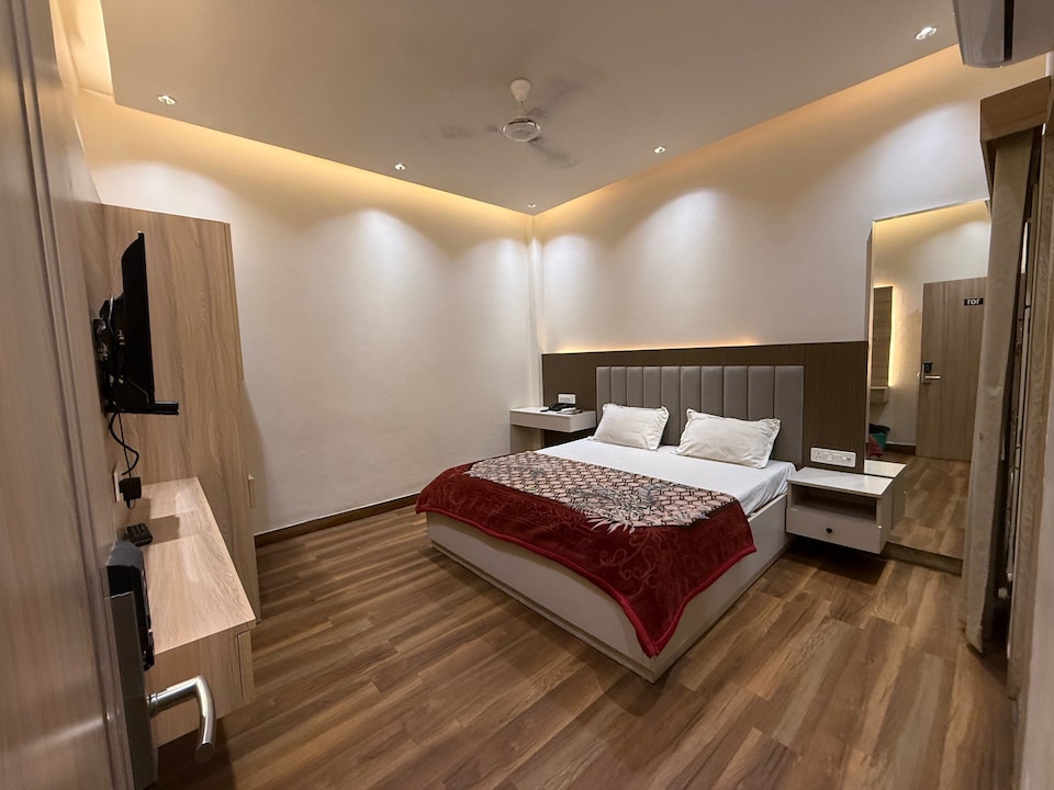 Hotel O KC Guest House, Tikonia Haldwani, Haldwani