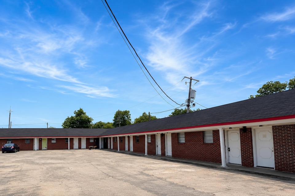 Southern Inn Lake Village Near Greenville MS 1, Lake Village, AR, Lake Village, AR