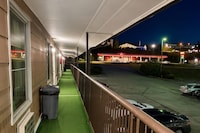 Economy Inn Sweetwater I-75