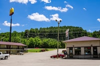Economy Inn Sweetwater I-75