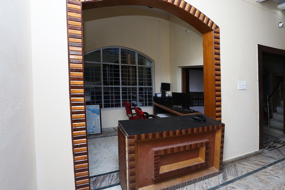 Capital O 14850 Corbett Hemraj Home Stay, Ramnagar City, Corbett-Ramnagar