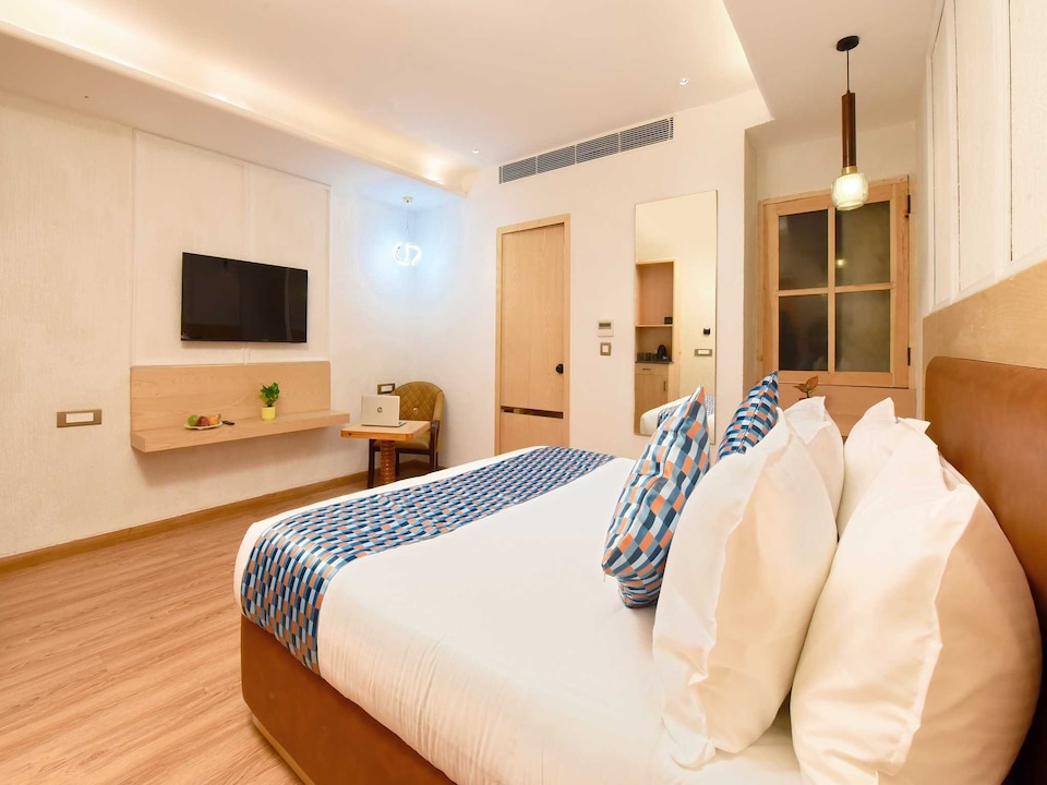 Palette Hotel Amritsar, Airport Road, Golden Temple Road Amritsar, Amritsar