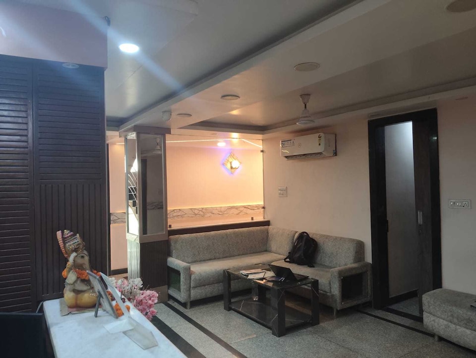 Townhouse HOTEL THE ROYAL ORCHID , Barra Kanpur, Kanpur