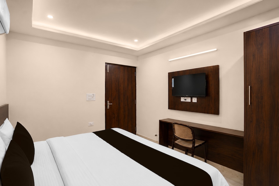 Super Townhouse Sanganer Court Formerly Gaurang Prime, Jaipur Airport, Jaipur