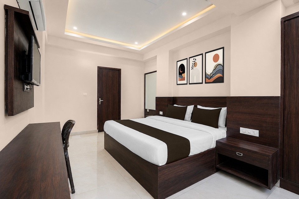 Super Townhouse NRI Road Jaipur Formerly Gaurang Prime, Jaipur Airport, Jaipur