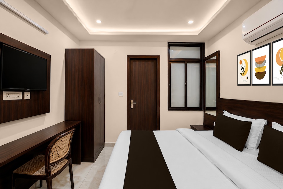 Super Townhouse Sanganer Court Formerly Gaurang Prime, Jaipur Airport, Jaipur