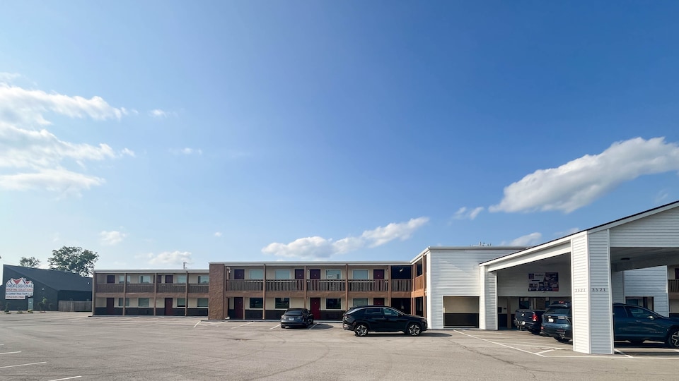 Studio 6 Suites Warsaw, IN , Warsaw, Warsaw, IN
