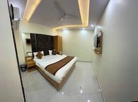 Hotel O Gaurav Galaxy 