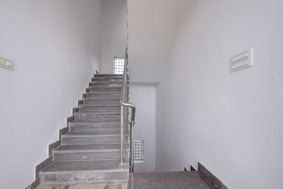 Hotel O B.N.R. INN, Chandapura Extension Bangalore, Bangalore