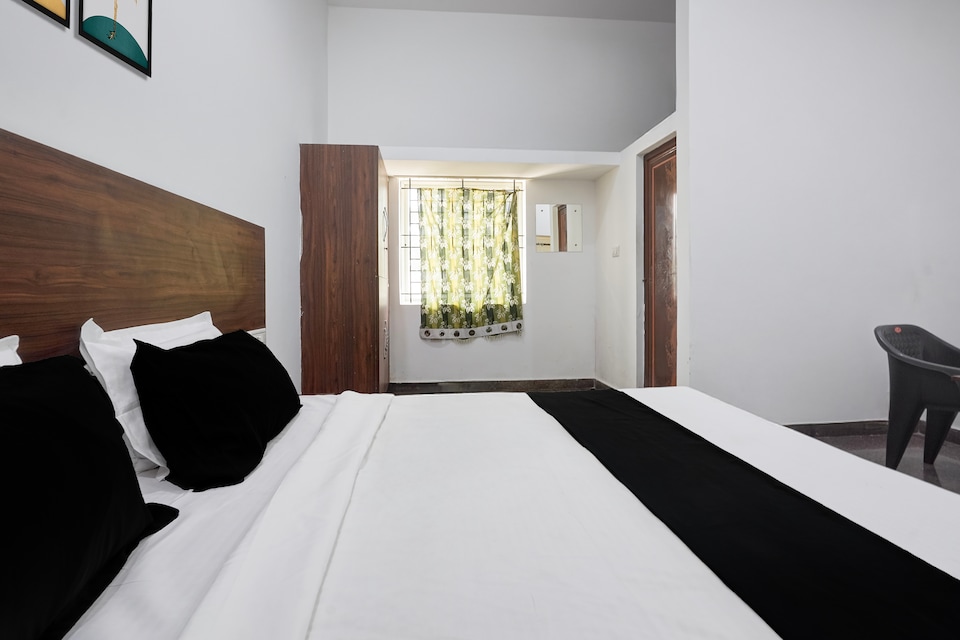 Hotel O Ginagi Bus Station Formely BNR Inn, Chandapura Extension Bangalore, Bangalore