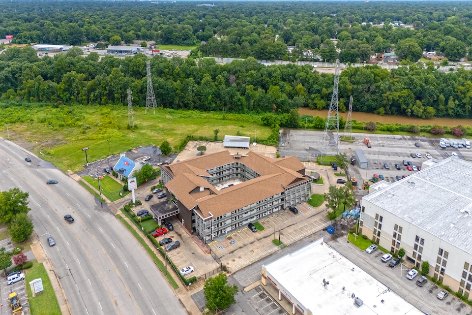 Memphis  1 Extended Stay near airport I 240, TN, C38118, Memphis