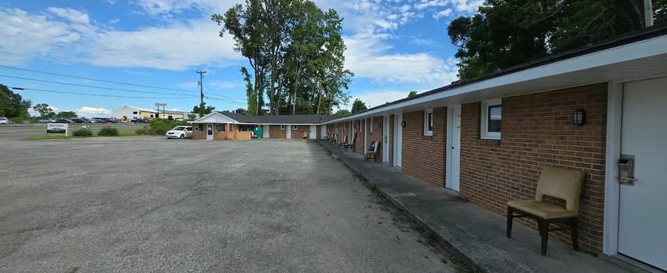 Rocky Mount Motel near Hwy 220, Rocky Mount, VA, Rocky Mount, VA